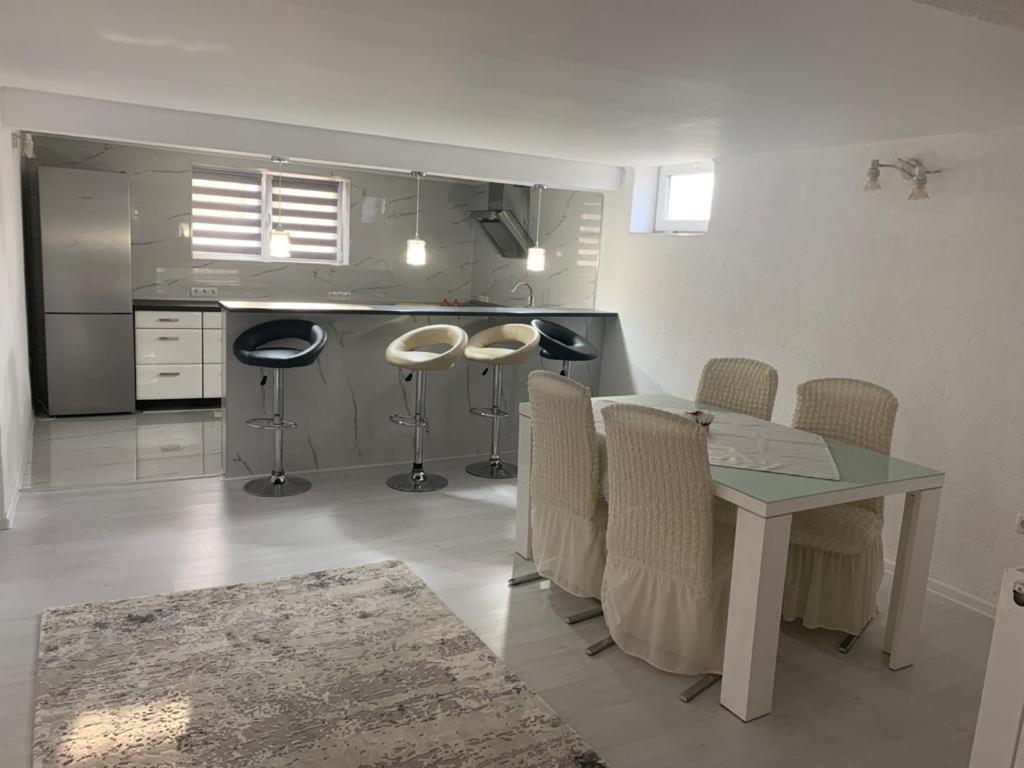 Casa Deac Apartment เซเบช ภายนอก รูปภาพ